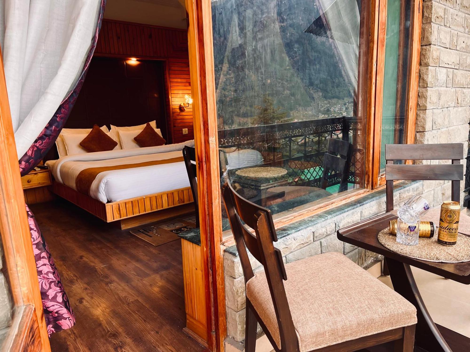 The Manu Emerald # Farmhouse # Top Selling Cottage In Manali # Peaceful Heritage Cozy Stay # Lawn With Bonfire # Most Awarded Exterior foto